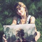 Jillian Hennessey - @jillian_the_swiftie - Instagram