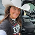 Jill Ann Temple - @jtfarmchic13 - Instagram