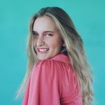 Jillian Thompson - @jillianelaina - Instagram