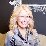 Jillian Wright - @greenapplebeauty - Instagram