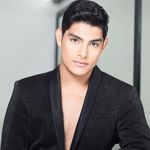 ＪＩＭ ＭＹ   ＲＩＶＡＳ - @jimmyrivas_ - Instagram