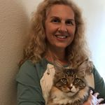 Jo Bailey Livingston - @mainecoonace - Instagram