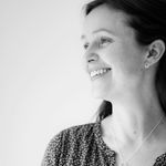 Jo Evans - natural skincare - @bespokearomaspa - Instagram