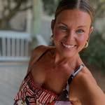 Kari Jo Hogan - @kari.hogan - Instagram