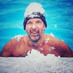 Jo Jacobs - @swimmingincoldwater - Instagram