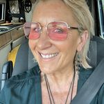 Jo Morris - @jomorrising - Instagram