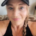 Jo Stearns - @peaceandchickengreese - Instagram
