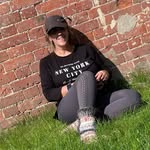 Jo Thorne - @jo.thorne.5811 - Instagram