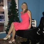 Joan Hynes - @aquavelva81 - Instagram