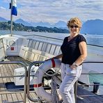 Joan Le - Facebook