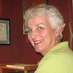 Joan Lyons - @joan.lyons.982 - Instagram