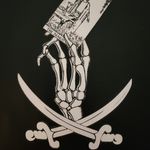 Joan Mahon - @piratereadings - Instagram