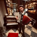 Joan Marc - @jah_marc - Instagram