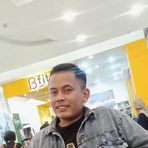 Jo Reder - Facebook