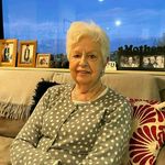 Joan Snook - @joan.snook.35 - Instagram