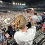 Joan Starr Kosch - @joanie_balonee - Instagram