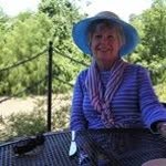 Joan Vinson - @joanvinson - Instagram
