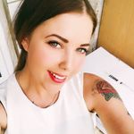 Joan Walker - @joanwalke.r - Instagram