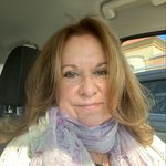 Joan Carter - @joancarter1981 - Instagram