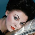 Joan Collins - @joancollins_star - Instagram