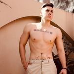 Joan Hidalgo - @joanhidalgo7 - Instagram