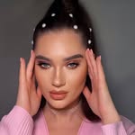 Joanna Carter - @joannacartersaboves - Instagram