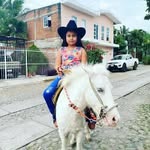 Joanna Robles - @joannarobles454 - Instagram