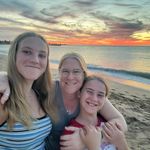 Joanne Clarkson - @jojothewino - Instagram