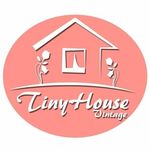 Joanne Hampton - @tinyhouseemporium - Instagram