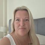Joanne Holbrook - @mojoholbrook7 - Instagram