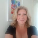 Joanne Lyons - @joanne.lyons.948 - Instagram