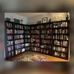Jocelyn Barron - @bibliomania221b - Instagram