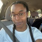 Jocelyn Webb - @momofmars222 - Instagram