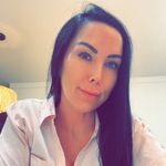 Jodi Parsons Deck - @lifeoncedarknoll - Instagram