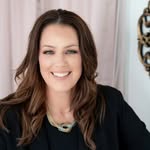 Jodie Johnson - @jodie_johnsonmua - Instagram