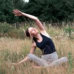 Jodie Proctor - @jodieproctoryoga - Instagram