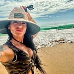 joanie - @joe_chauvette - Instagram