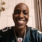 Joe Smalls - @bowlegged95 - Instagram