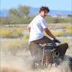Joey Leone - Facebook