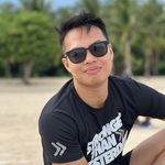 John Abas - @travellers_hat - Instagram