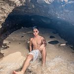 John Alvaro - @johnalvarrro - Instagram