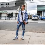 @john.averson - Instagram