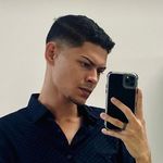 JOHN 🤎 - @john.beniquez - Instagram
