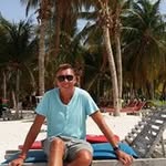 jb010 - @john.bloem.7 - Instagram