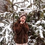 @john_chiar_ella - Instagram