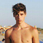 @johnfrankfurt68 - Instagram