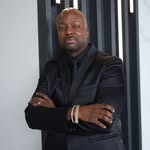 John Hall “The Ultimate Barber” - @7even_figure_barber - Instagram