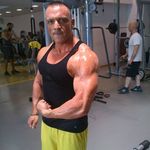 John Hatz - @john_hts - Instagram