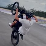 John Leo - @72vjohn - Instagram