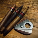 John Lesch - @johnnycigaro89 - Instagram
